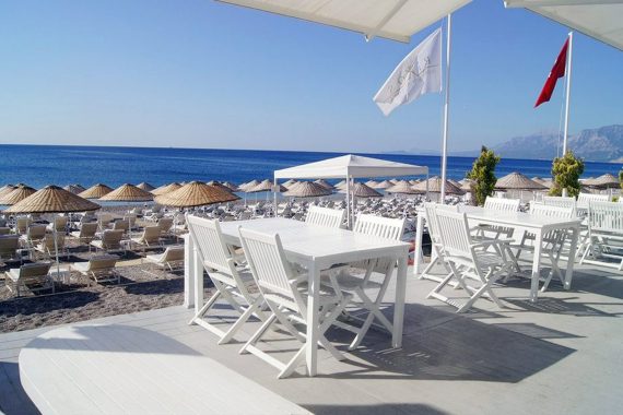 medworld-clinic-rixos-downtown-beach-view